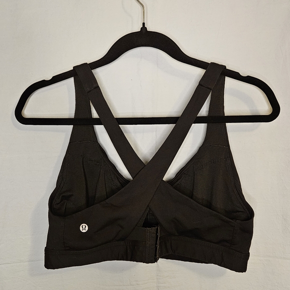 G163. Lululemon Stash It All Bra in Black - Size 12 - Picture 2 of 8